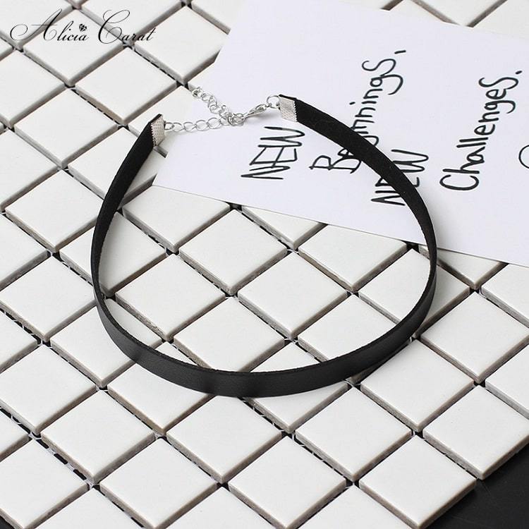 Collier Alicia Carat Ras de Cou Noir