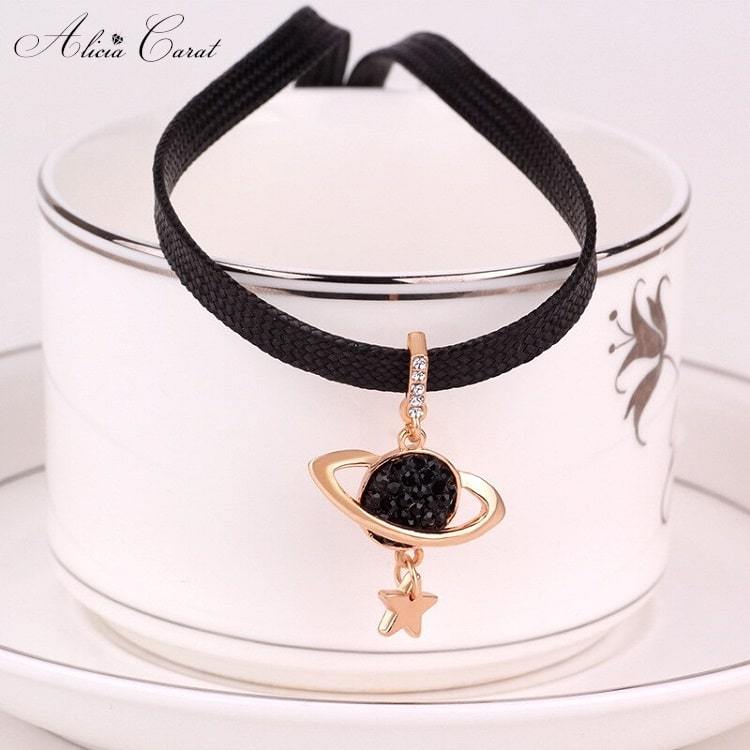 Collier Ras de Cou Univers Étoilé