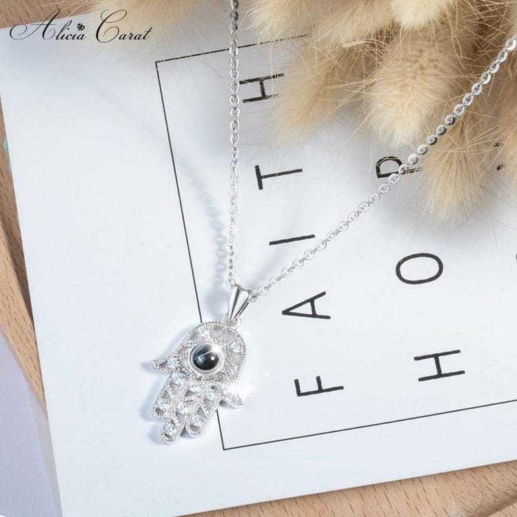 Collier avec Pendentif Main de Fatma Strass