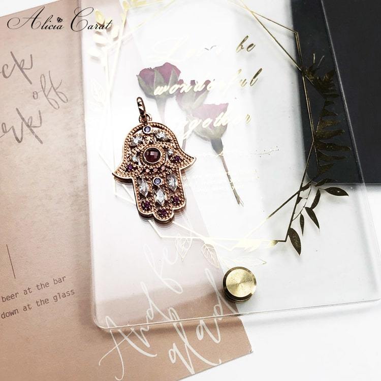 Pendentif avec Main de Fatma Pierres